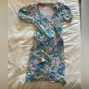 Size two Lily Pulitzer wrap dress/skort